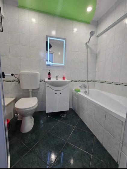 Vand apartament semidecomandat - 10