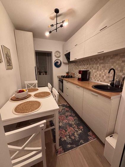 Apartament cu 2 camere decomandat, mobilat în Obor
