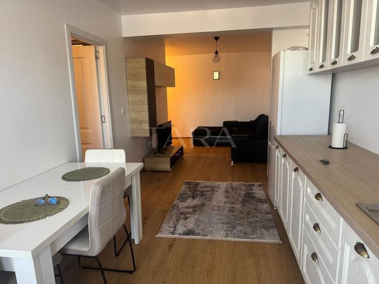 Apartament cu 2 camere decomandat în Dâmbul Rotund
