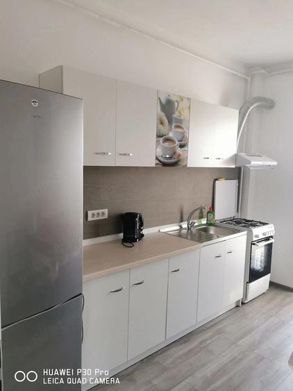 Apartament cu 2 camere decomandat în Giroc