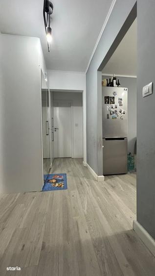 Apartament cu 2 camere decomandat în Carpați 2