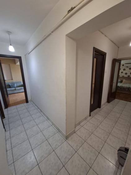 Apartament cu 2 camere decomandat în Sud
