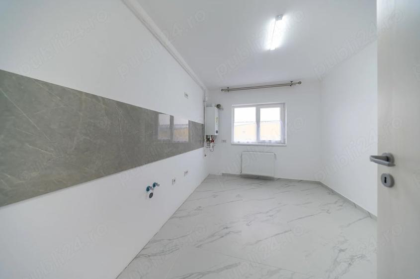 Apartament cu 2 camere decomandat în 1 Decembrie