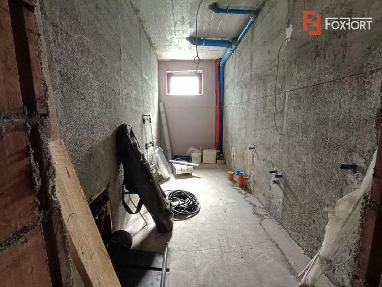 Casă individuală cu 6 camere cu Teren 1088 Mp în Chișoda
