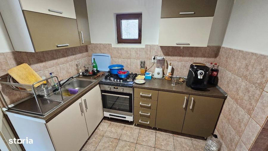 Casă cu 3 camere în Gălăoaia