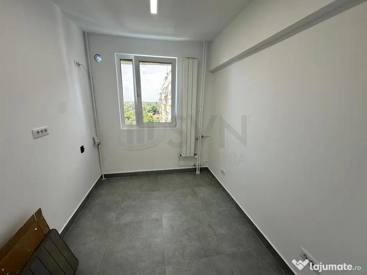 Apartament cu 3 camere semidecomandat în Bucureștii Noi