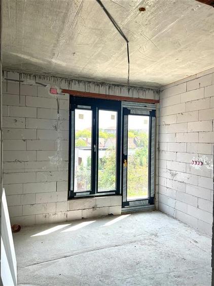 Casă cu 4 camere cu Teren 509 Mp în Cantemir