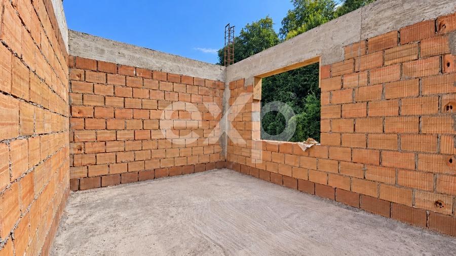 Casă individuală cu 4 camere cu Canalizare în Bunloc