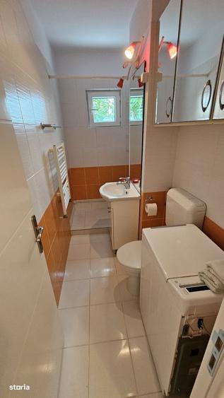 Apartament cu 3 camere în Semicentral