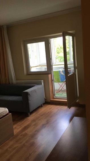 Garsonieră decomandată în Colentina