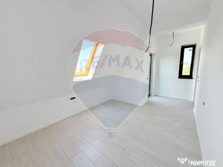 Casă cu 5 camere cu Teren 300 Mp în Cornetu