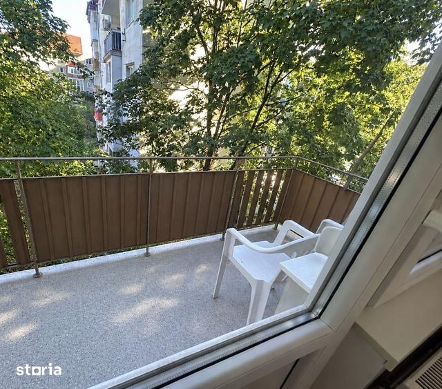 Apartament cu 4 camere decomandat în Bucovina