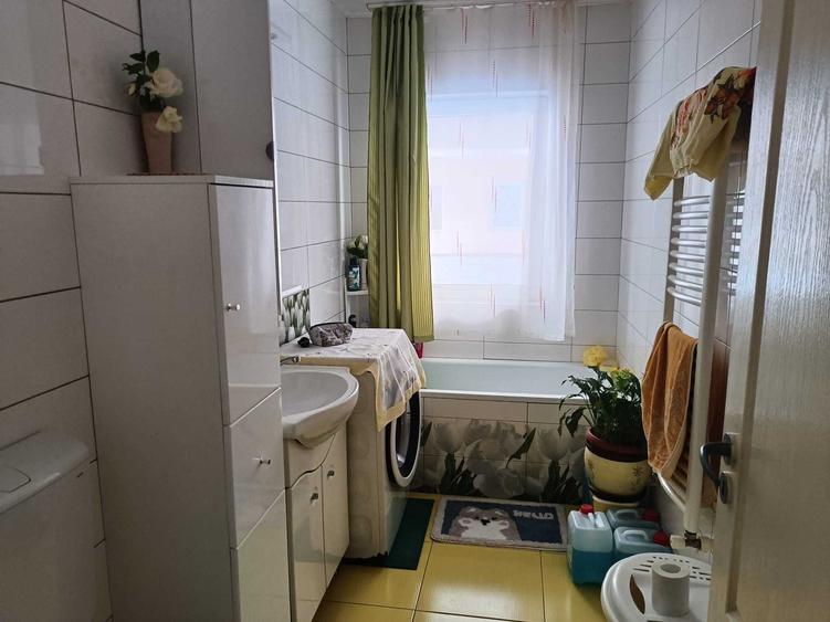 Apartament cu 2 camere decomandat în Baciu