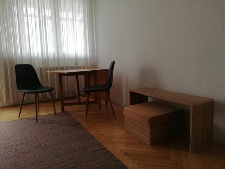 Apartament cu 2 camere decomandat, mobilat în 1 Mai