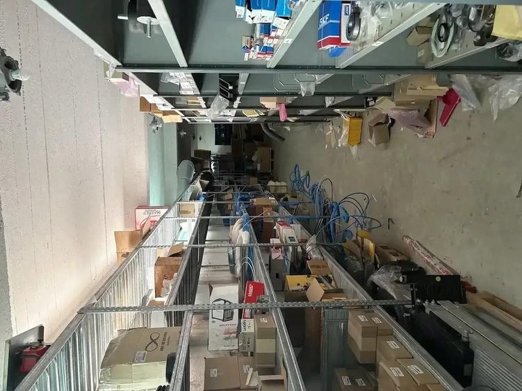 Spațiu comercial, de 1,100 mp, în Săcălaz