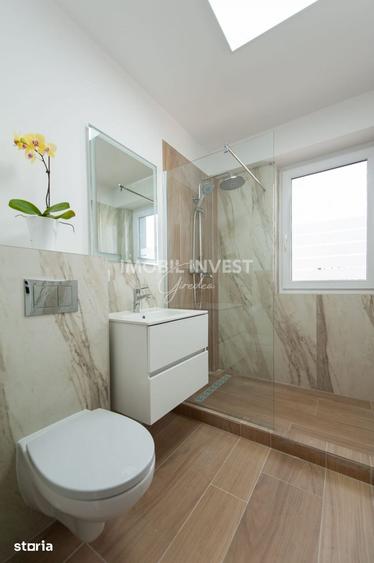 Apartament cu 3 camere în Cetate