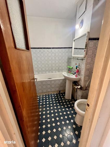 Apartament cu 3 camere decomandat în Vatra Luminoasă