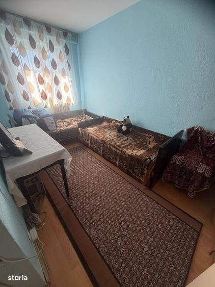 Apartament cu 2 camere în Podu Roș