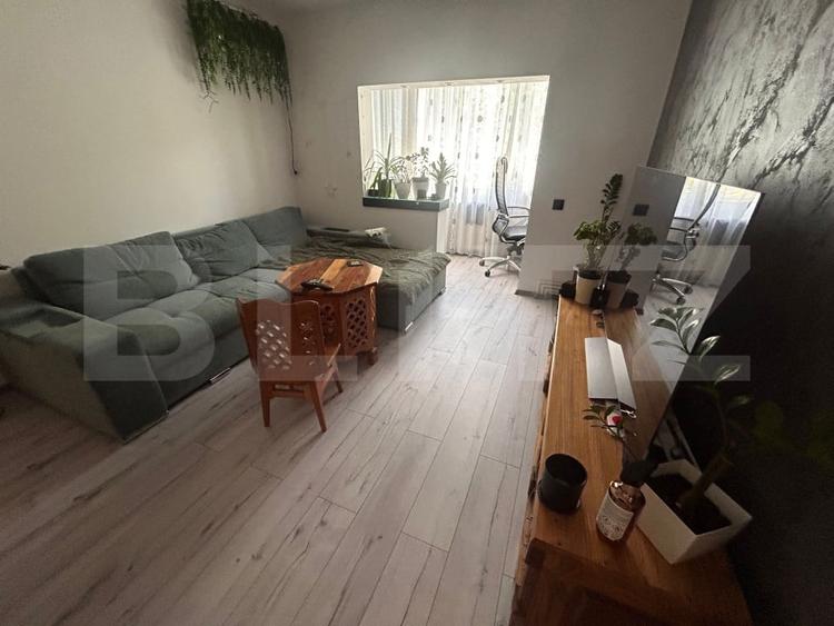 Apartament 3 camere, 66 mp, zona Soarelui - 1