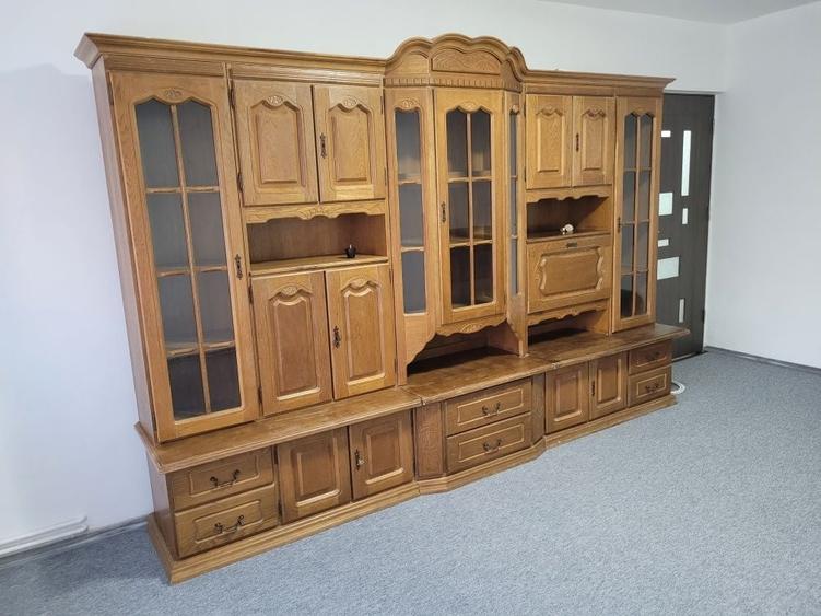 Apartament cu 2 camere decomandat în Bârzești