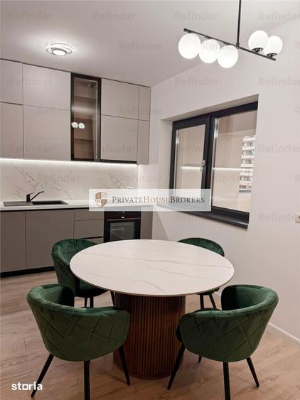 Apartament cu 3 camere semidecomandat în Central