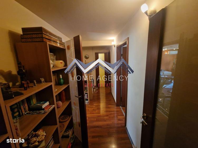 Apartament cu 4 camere decomandat în Ultracentral