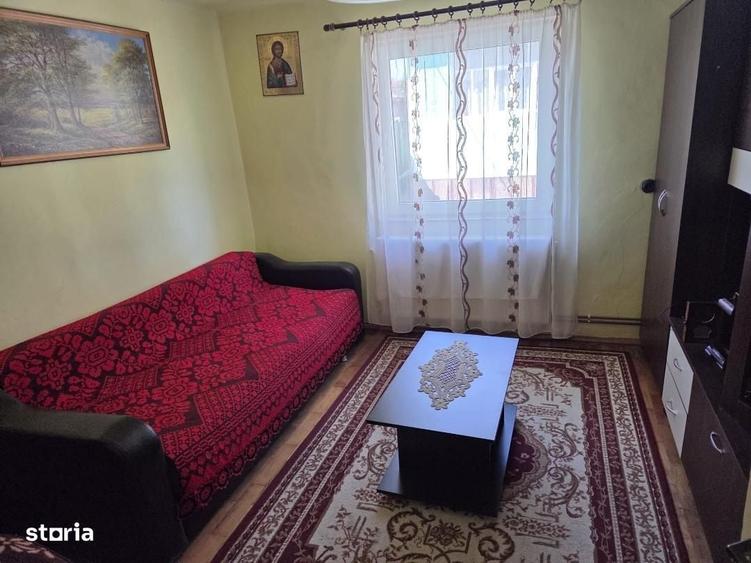 Casă cu 3 camere în Crăciunelu de Jos