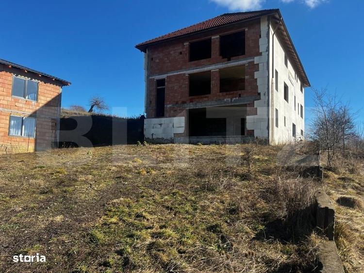 Casă cu 4 camere în Sigmir
