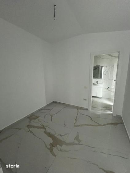 Apartament cu 3 camere decomandat în Șagului
