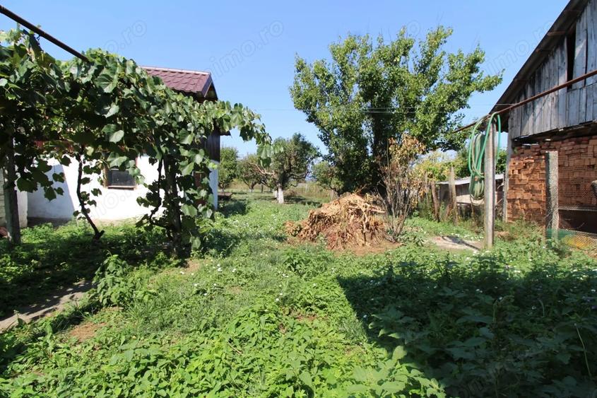 Casă cu 6 camere cu Canalizare în Iași-Gorj