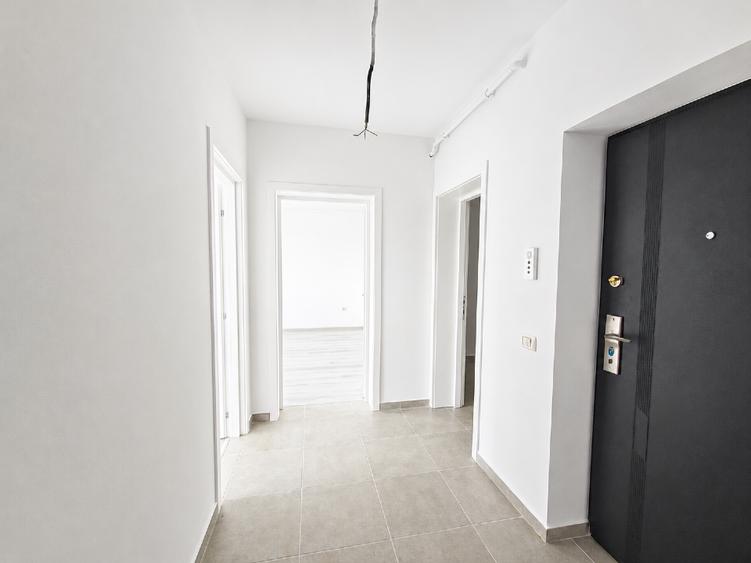 Apartament cu 2 camere decomandat în Sânpetru