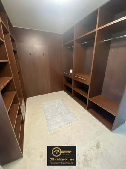 Casă cu 4 camere cu Teren 300 Mp în Independenței