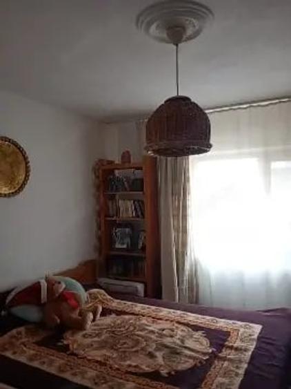 Apartament cu 3 camere decomandat în Autogară