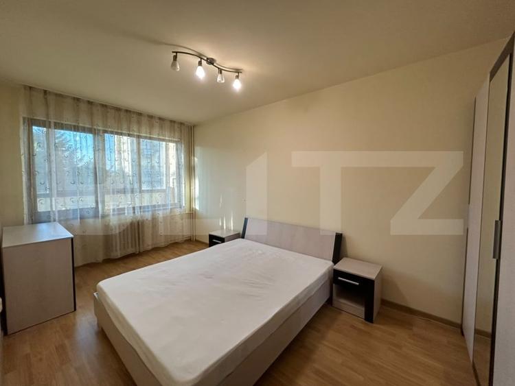 Apartament cu 3 camere semidecomandat, mobilat în Gheorgheni
