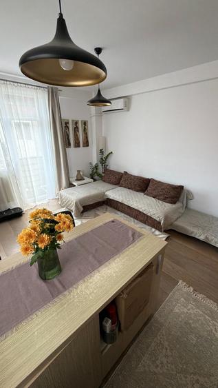 Apartament cu 3 camere decomandat în Măgurele