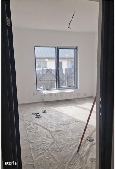 Casă cu 3 camere cu Teren 260 Mp în Domnești