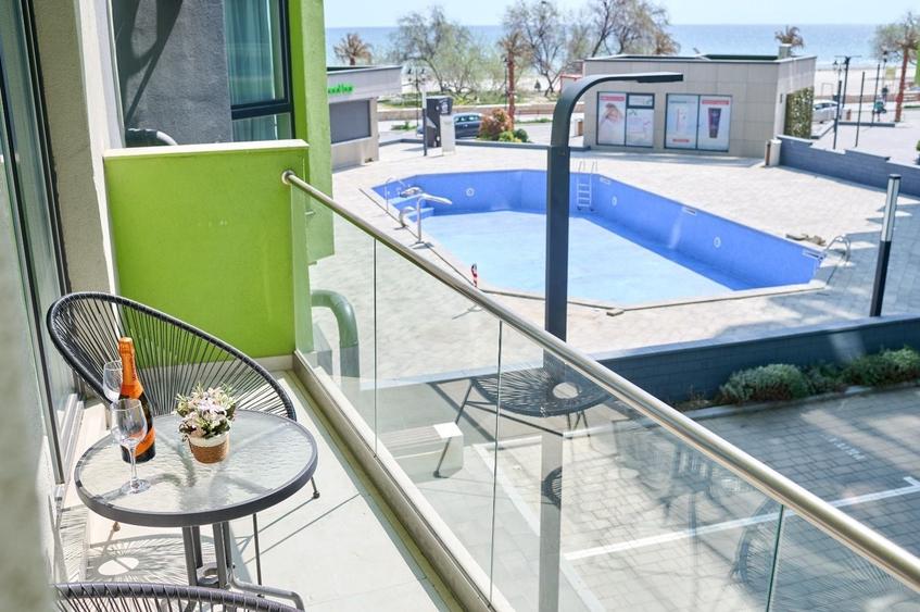 Apartament cu 2 camere decomandat în Exterior Vest