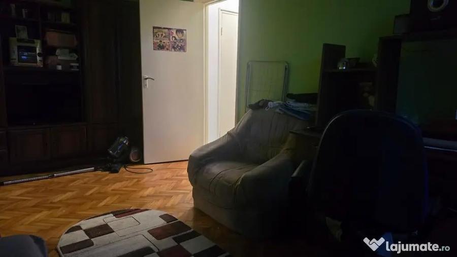 Apartament cu 2 camere semidecomandat în Bălcescu