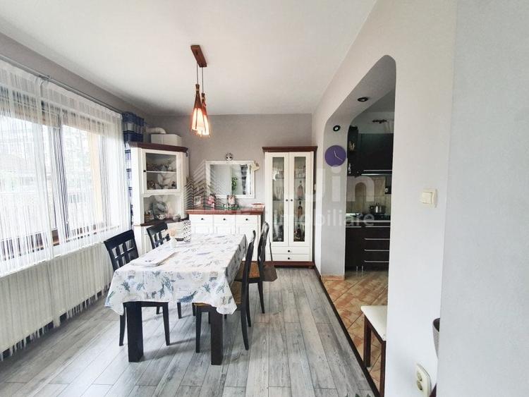Casă individuală cu 5 camere cu Canalizare în Dâmbul Rotund