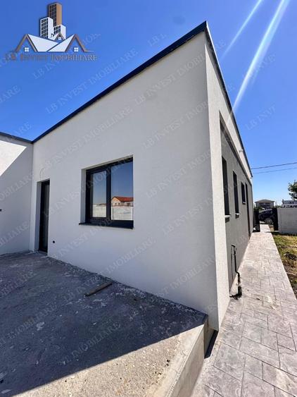 Duplex cu 3 camere cu Canalizare în Moșnița Nouă