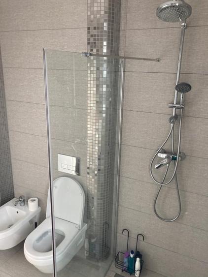 Apartament cu 3 camere decomandat, mobilat în Calea București