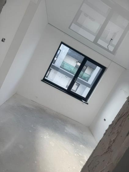 Apartament cu 2 camere decomandat în Tomis Plus