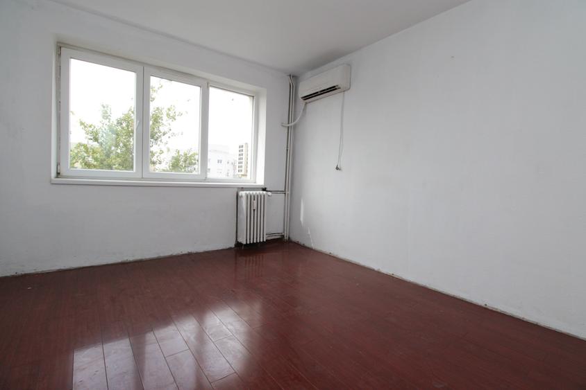 Apartament cu 2 camere semidecomandat în Drumul Taberei