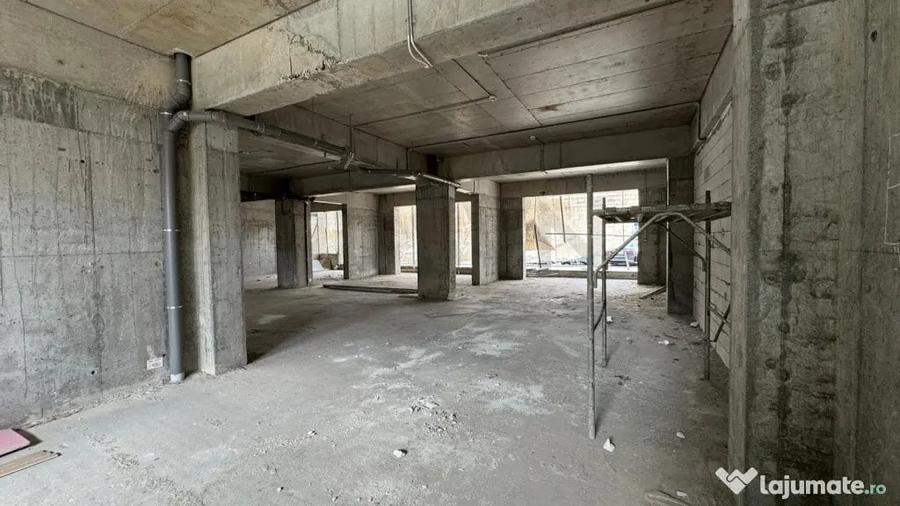 Spațiu comercial, de 213 mp, în Obor