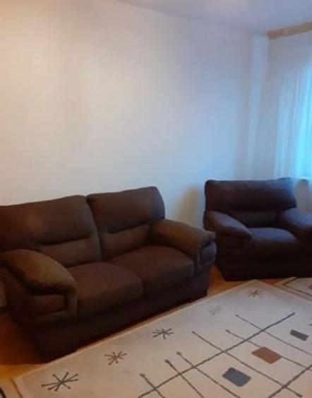 Apartament cu 3 camere semidecomandat în Iancului