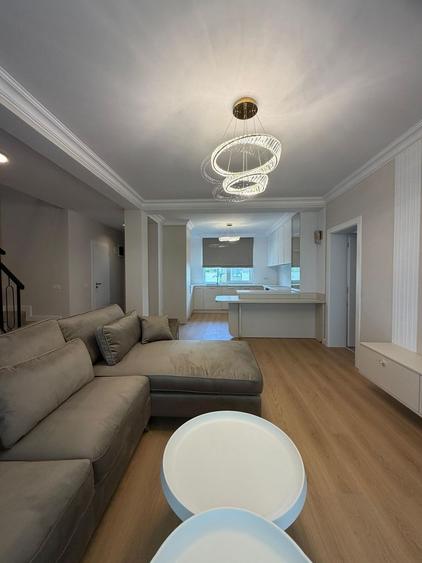 Duplex cu 3 camere cu Canalizare în Moșnița Nouă