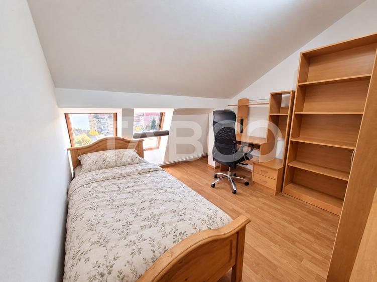 Apartament cu 4 camere decomandat, mobilat în Vasile Aaron