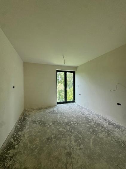 Duplex cu 4 camere cu Canalizare în Libertății