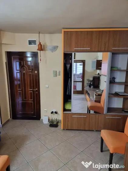 Apartament cu 2 camere decomandat în Burdujeni