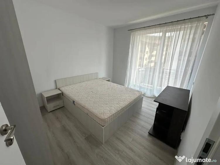 Apartament cu 2 camere decomandat în Florești